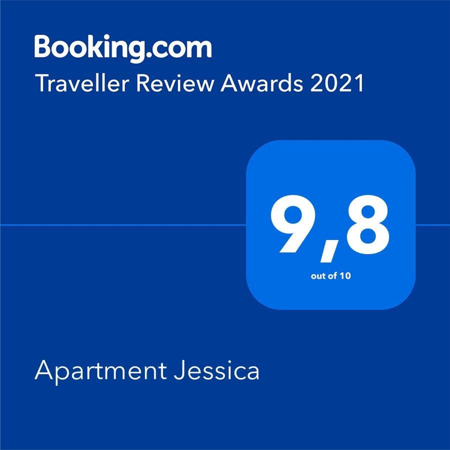 Apartment Jessica Трогир Екстериор снимка